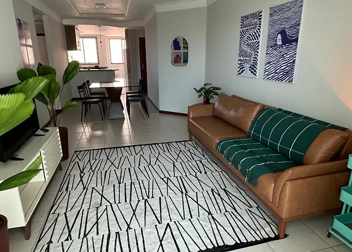 Apartamento Na Praia Do Morro - Condominio Praia Da Maruja - Na Quadra Da Praia